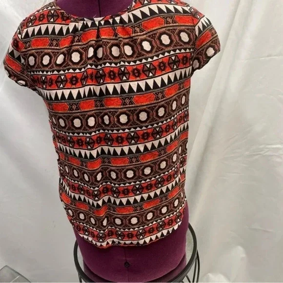 H&M Aztec Pattern Shirt - Picture 2 of 9